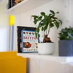 Yellow Studio Paupys Apartment Vilnius