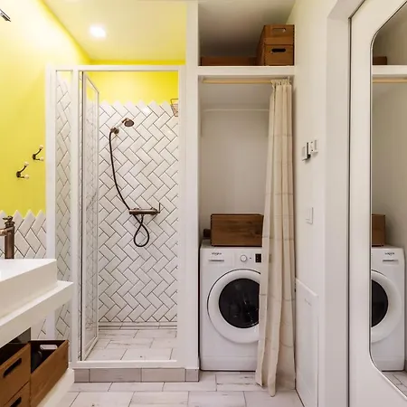 Apartment Yellow Studio Paupys