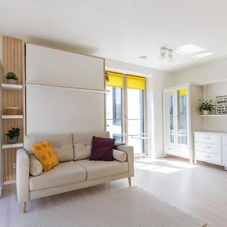 Yellow Studio Paupys * 维尔纽斯