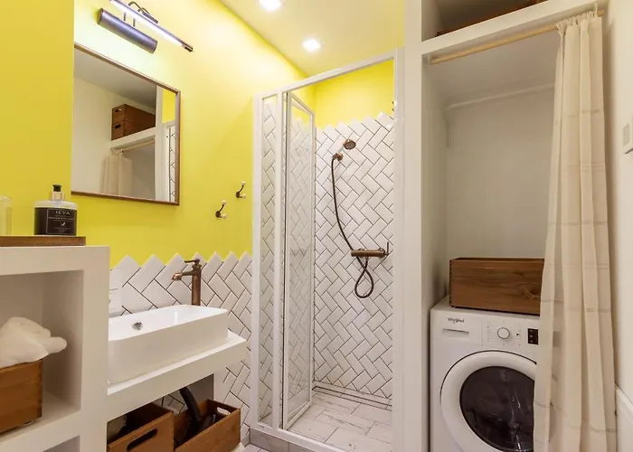 Yellow Studio Paupys *