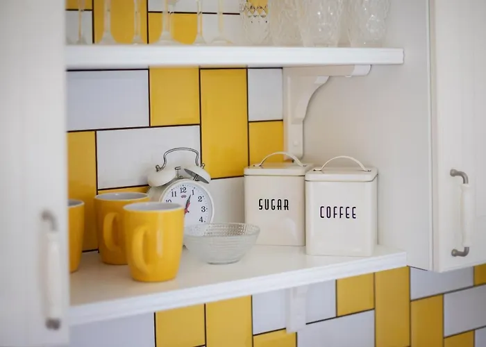 Yellow Studio Paupys *