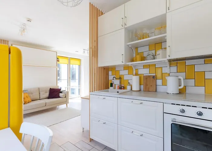 Yellow Studio Paupys *